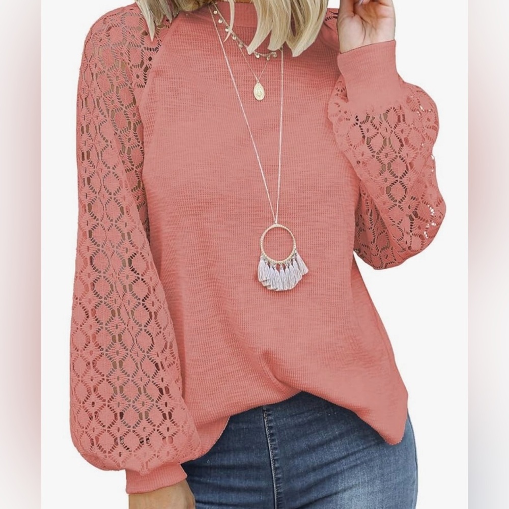 MIHOLL crew neck, long-sleeve blouse. Size L. Peach/orange. Lace sleeves.